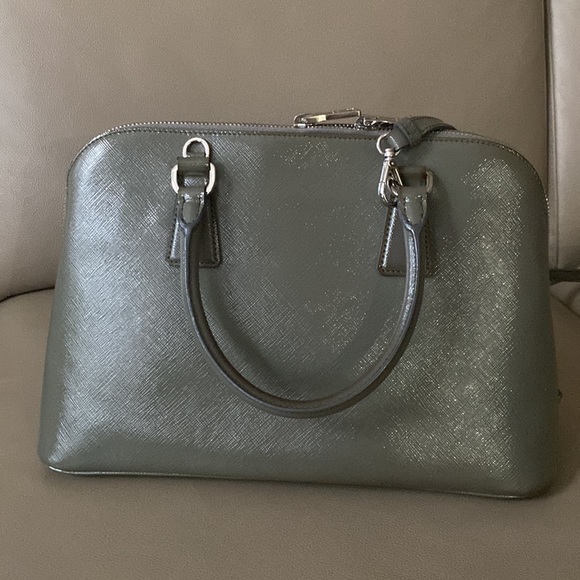 Prada shoulder/bodycross bag - Picture 3 of 4